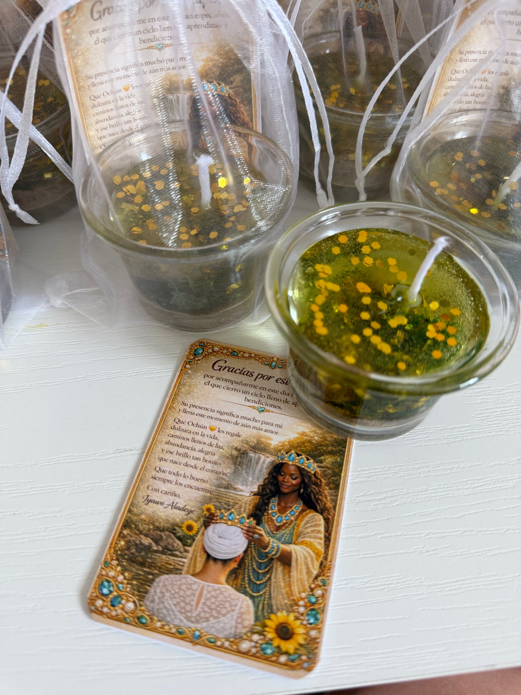 Velitas de Recordatorio Oshun fondo Río