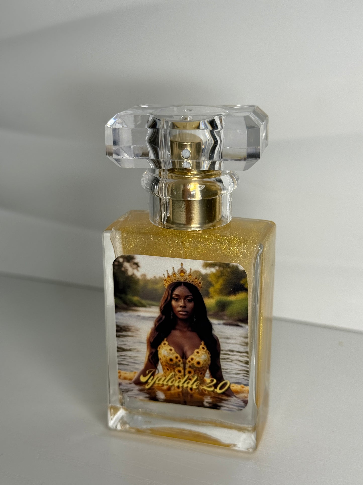 Perfume Iyalodde
